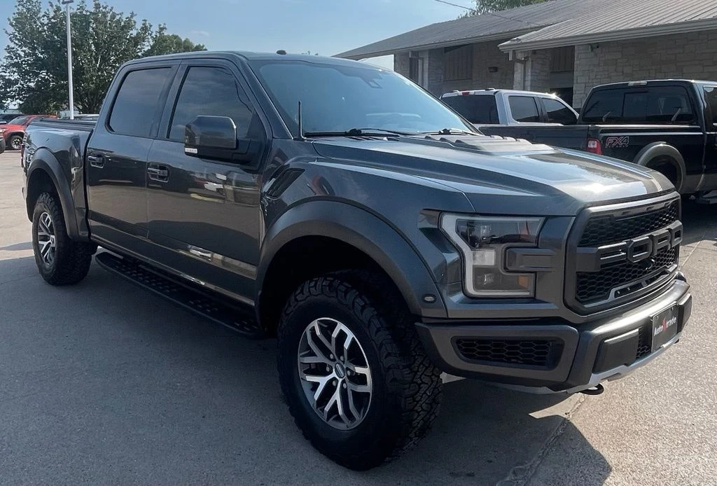 2018 Ford F-150 Raptor 13th Gen - Image 2 of 31