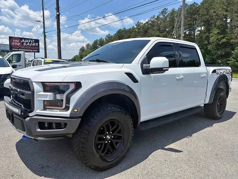2018 Ford F-150 SVT Raptor Pickup 4D 5 1/2 ft