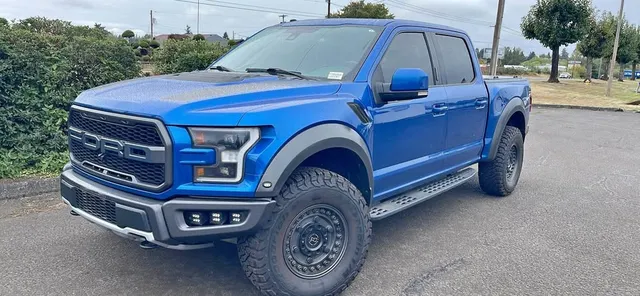 2018 Ford F-150 SVT Raptor Pickup 4D 5 1/2 ft