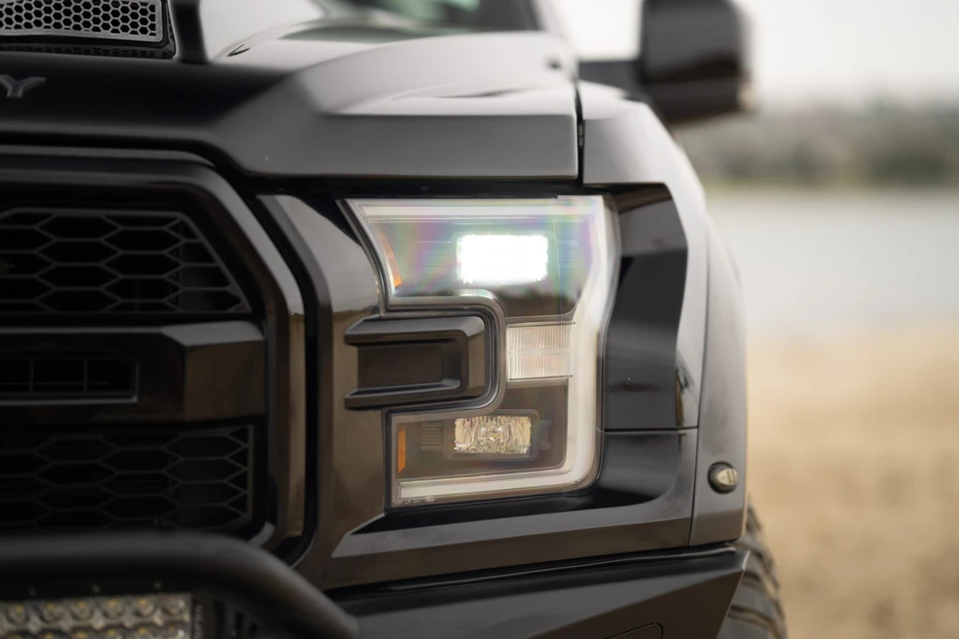 2018 Ford F-150 Raptor 13th Gen - Image 16 of 31