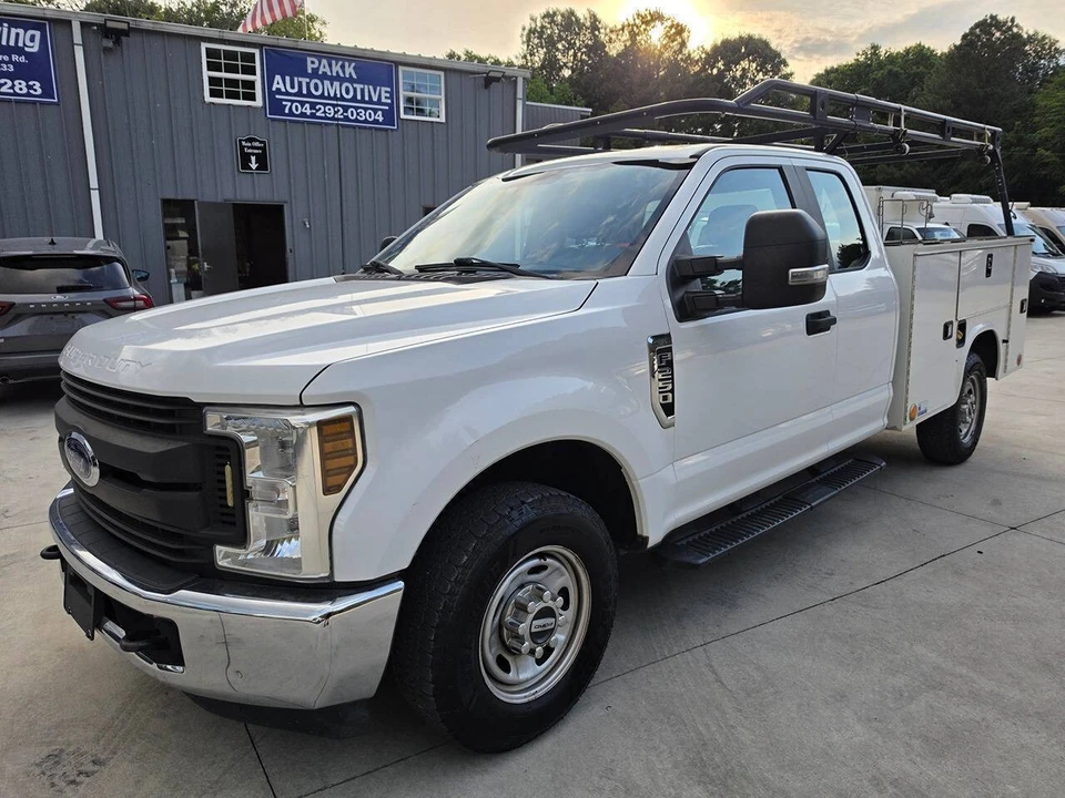 2018 Ford Super Duty 4th Gen - Image 2 of 31