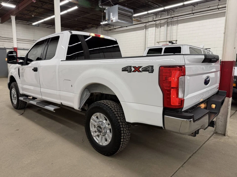 2018 Ford Super Duty 3rd Gen - Image 2 of 12