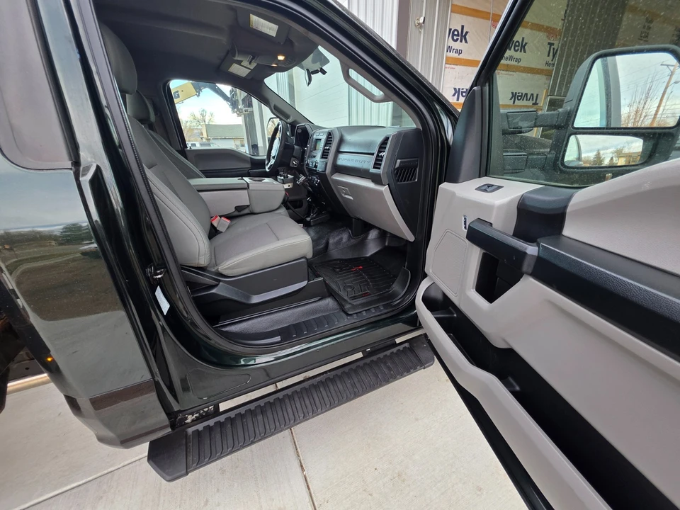 2018 Ford Super Duty 4th Gen - Image 2 of 13
