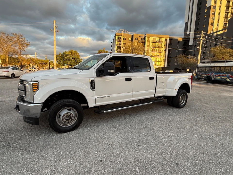 2018 Ford Super Duty 5th Gen - Image 17 of 21