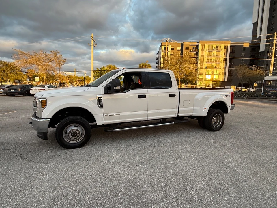2018 Ford Super Duty 5th Gen - Image 16 of 21