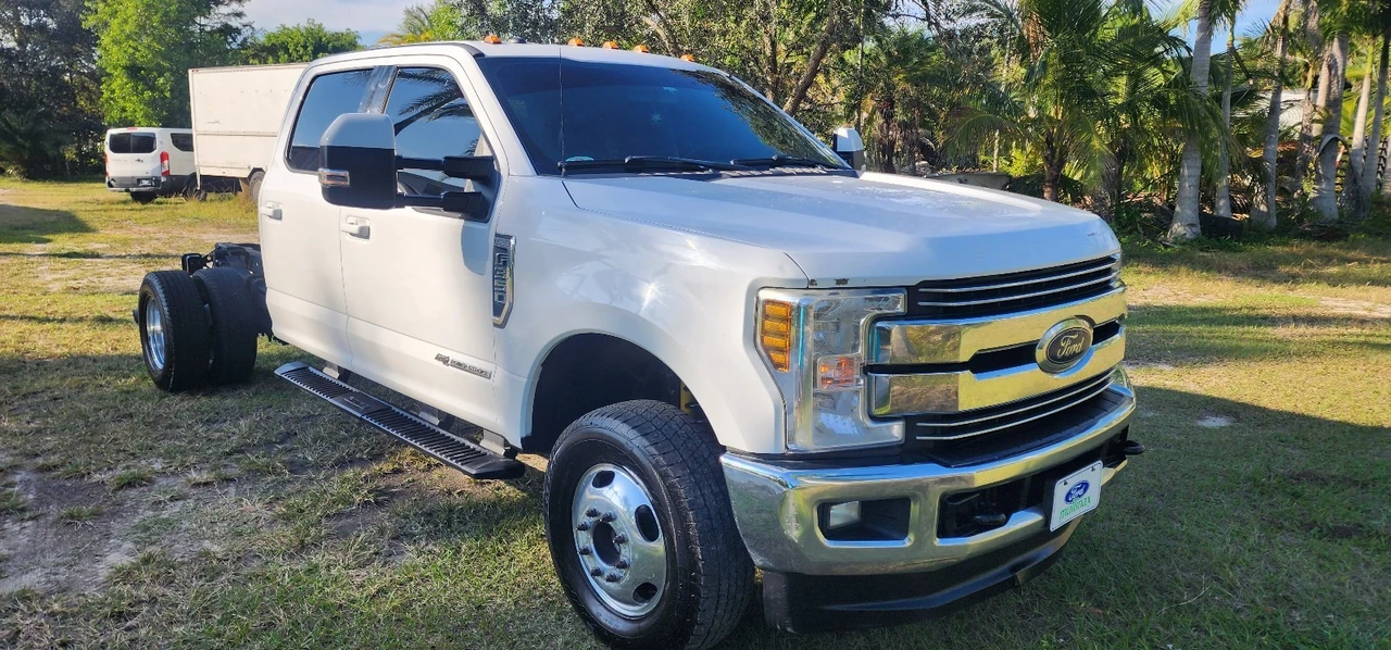 2018 Ford Super Duty 4th Gen - Image 3 of 21