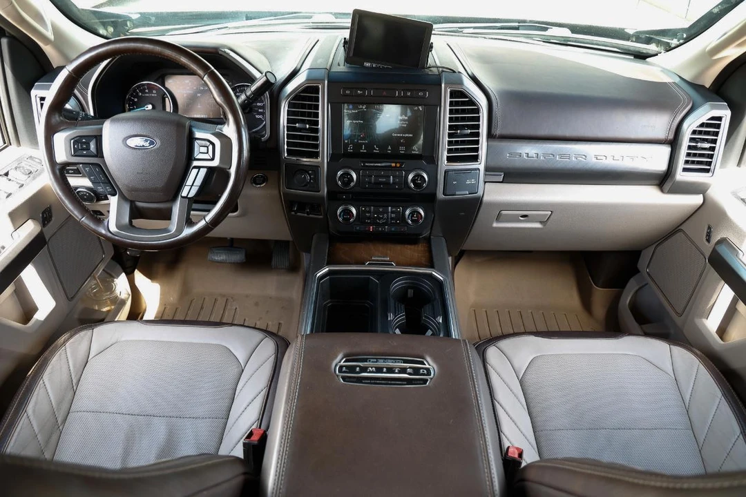 2018 Ford Super Duty 4th Gen - Image 2 of 31