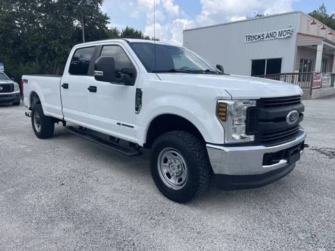2018 Ford F-350 Super Duty XL 4x4 Crew Cab 8 ft. LB SRW Pickup