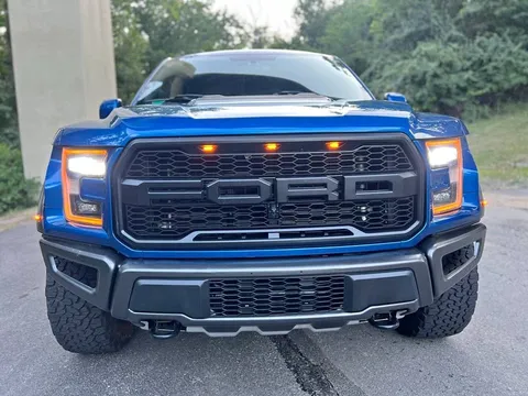 2018 Ford F-150 SuperCrew Cab Raptor Pickup 4D 5 1/2 ft