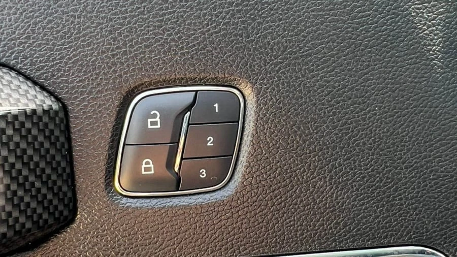 2018 Ford Super Duty 4th Gen - Image 27 of 31
