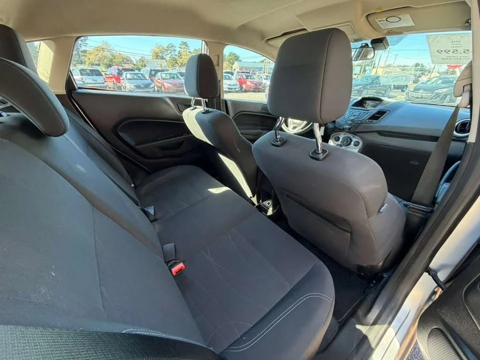 2018 Ford Fiesta - Image 12 of 17