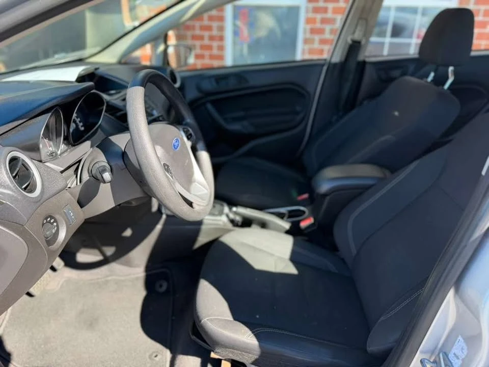 2018 Ford Fiesta - Image 9 of 17
