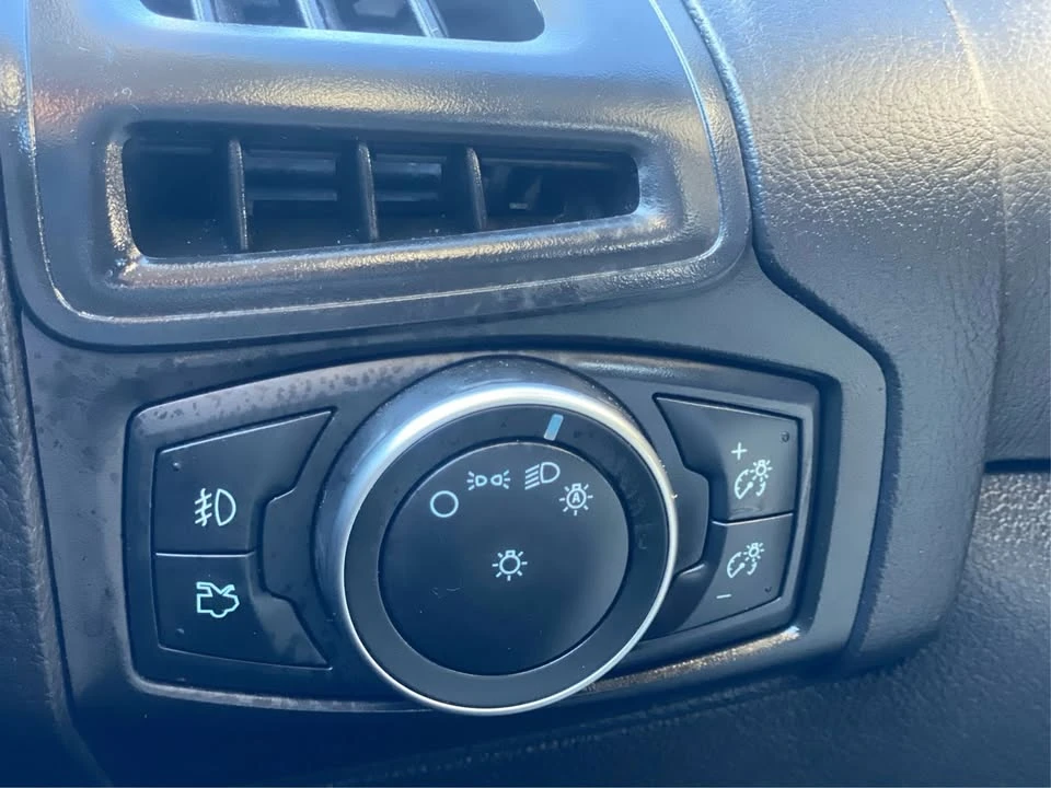 2018 Ford Focus 3rd Gen - Image 13 of 20