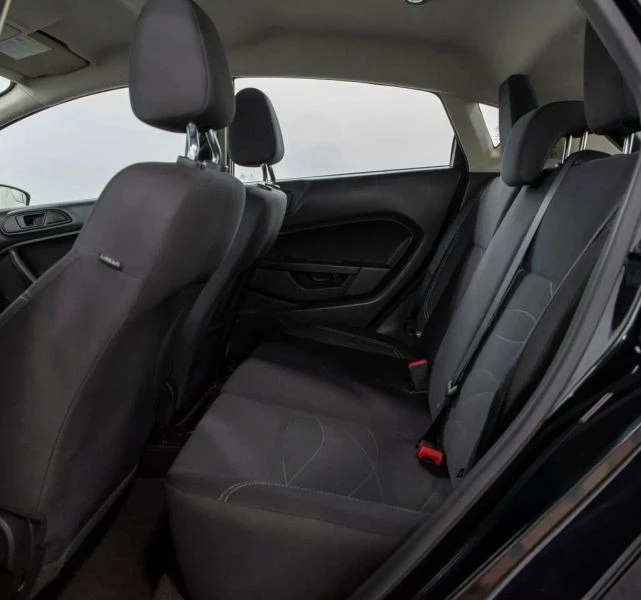2018 Ford Fiesta - Image 6 of 12