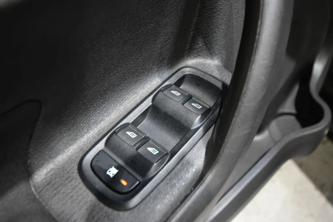 2018 Ford Fiesta - Image 11 of 12