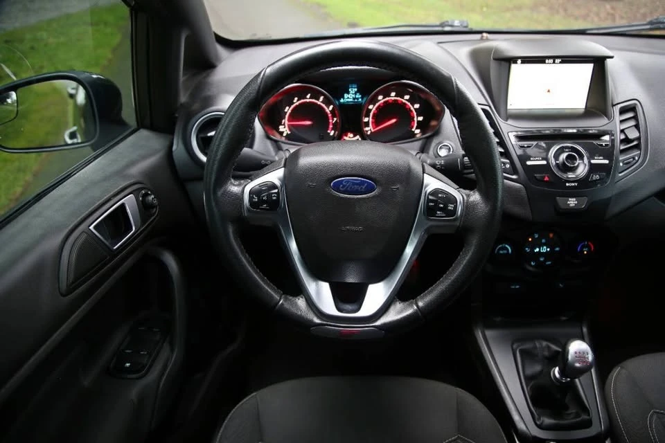 2018 Ford Fiesta - Image 14 of 20