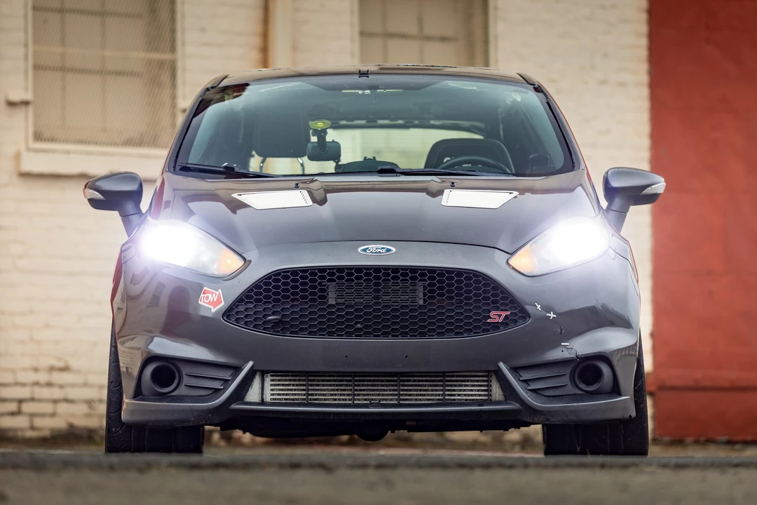 2018 Ford Fiesta - Image 2 of 31