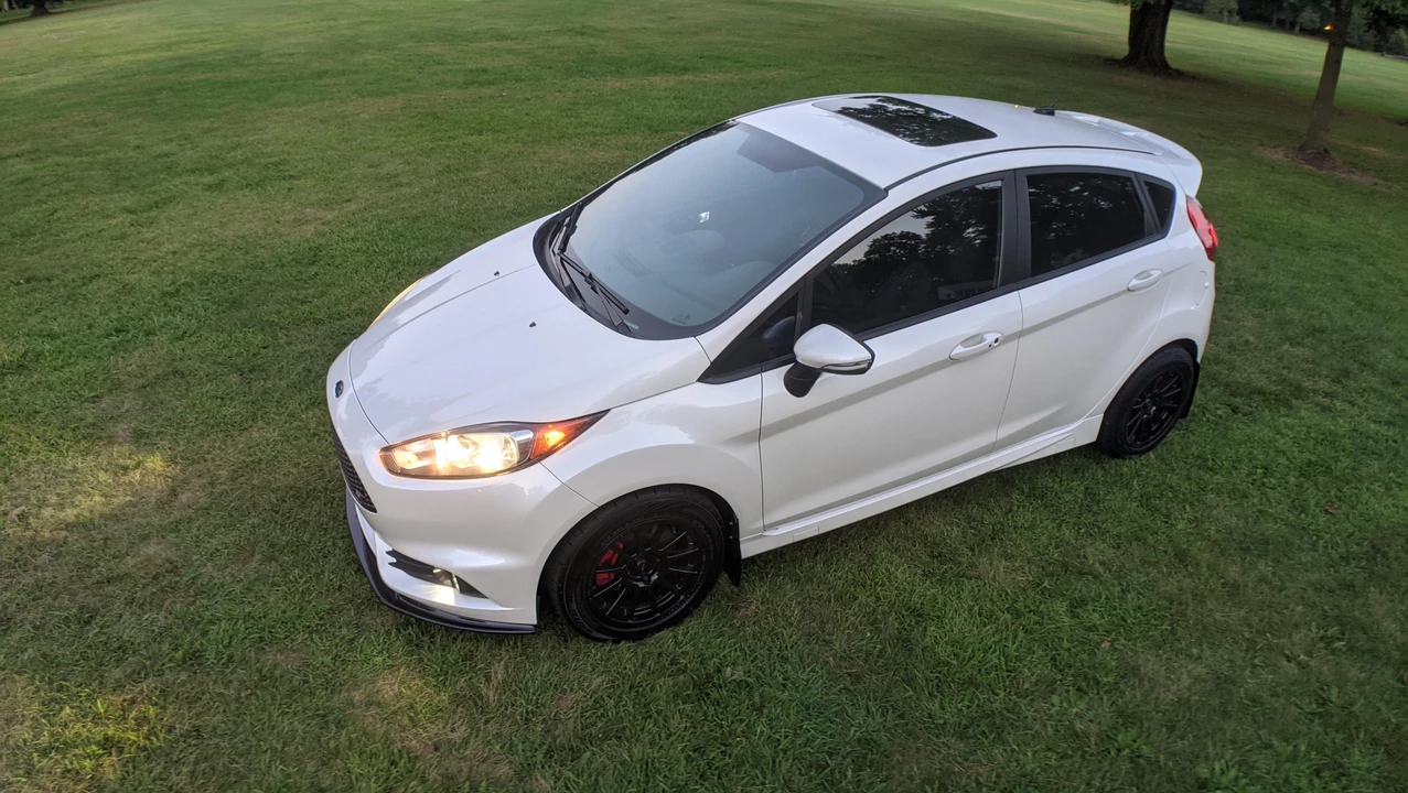 2018 Ford Fiesta - Image 9 of 31