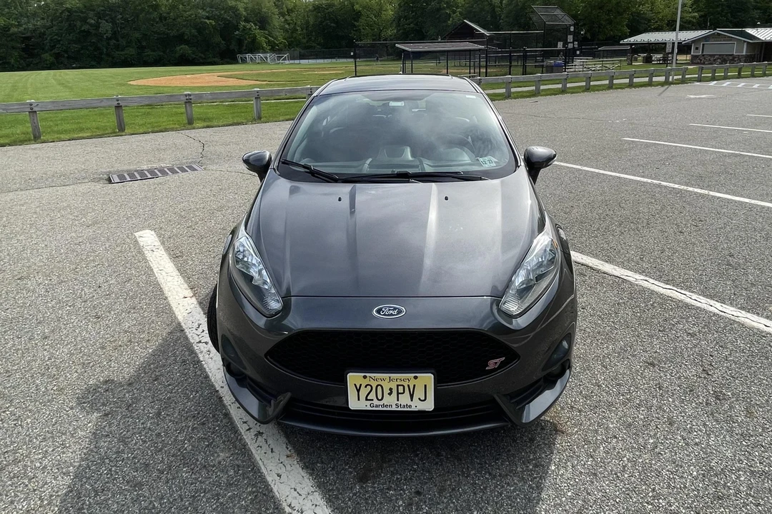 2018 Ford Fiesta - Image 2 of 31