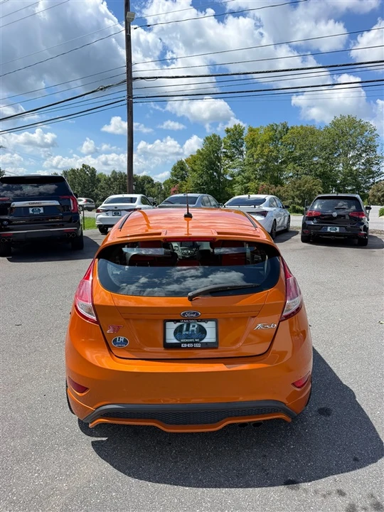2018 Ford Fiesta - Image 6 of 17