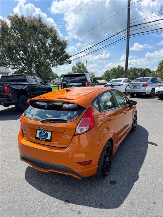 2018 Ford Fiesta - Image 7 of 17