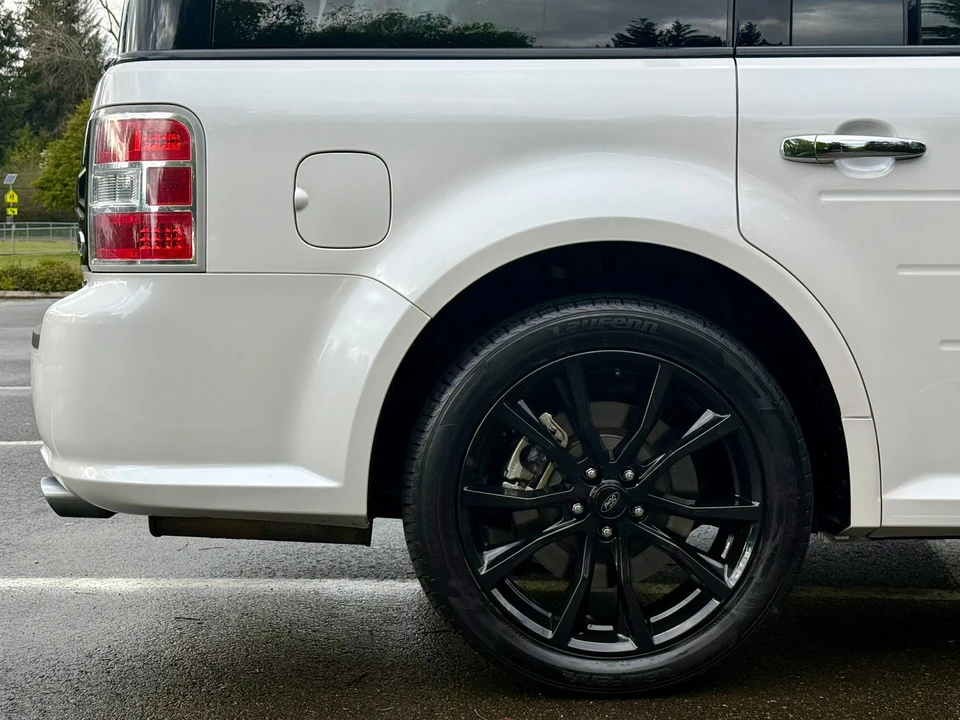 2018 Ford Flex - Image 23 of 31