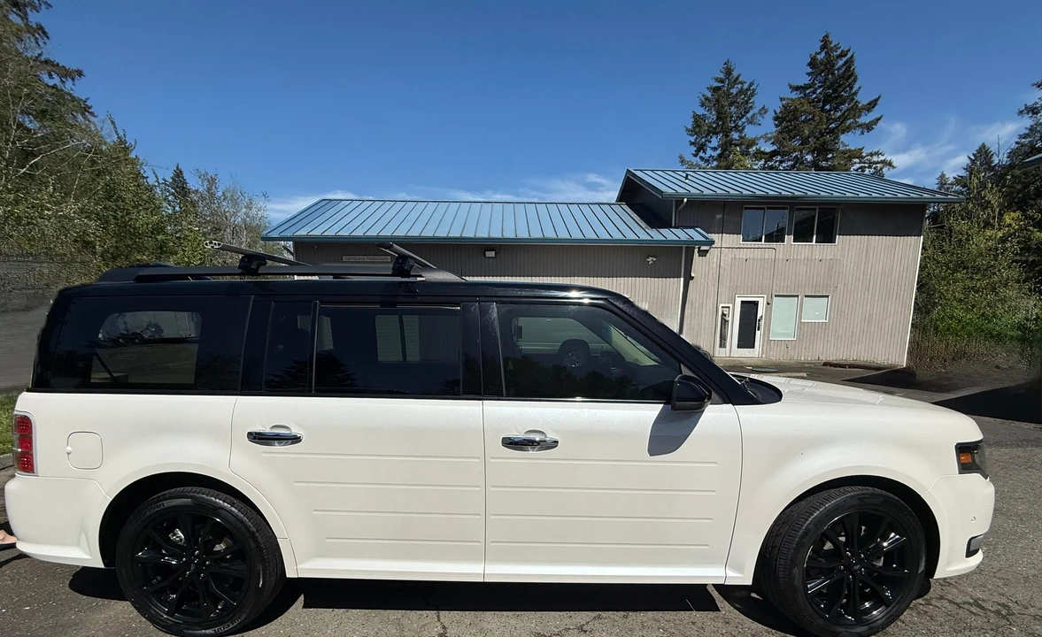 2018 Ford Flex - Image 8 of 31