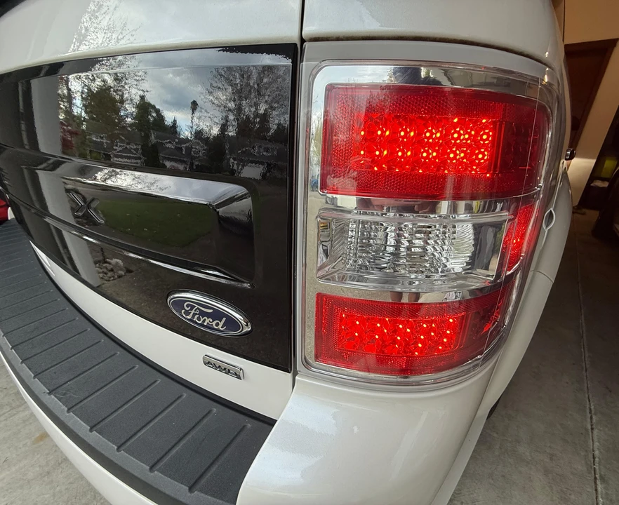 2018 Ford Flex - Image 15 of 31