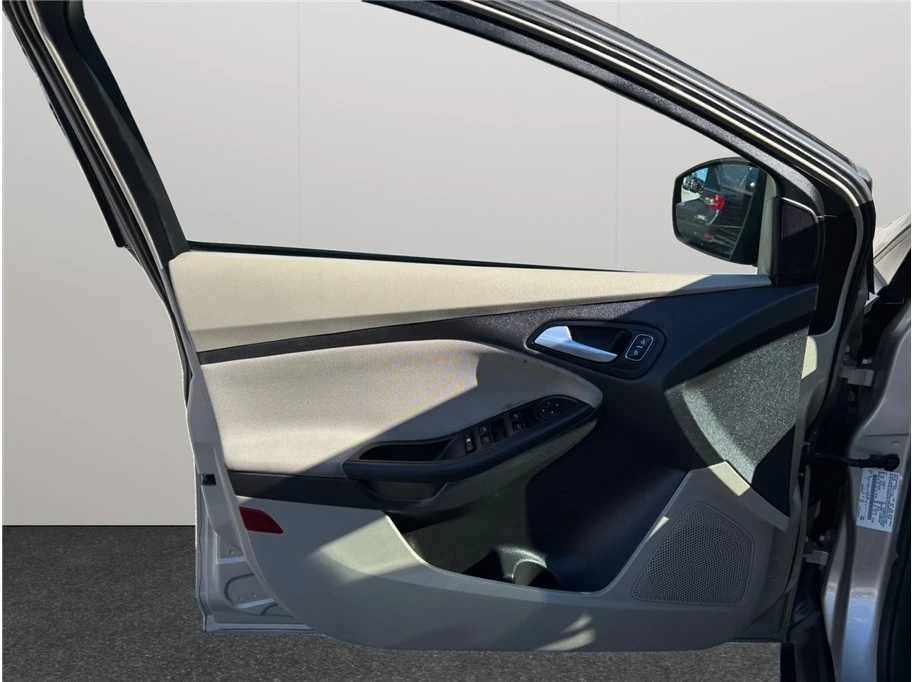 2018 Ford Focus 3rd Gen - Image 14 of 21