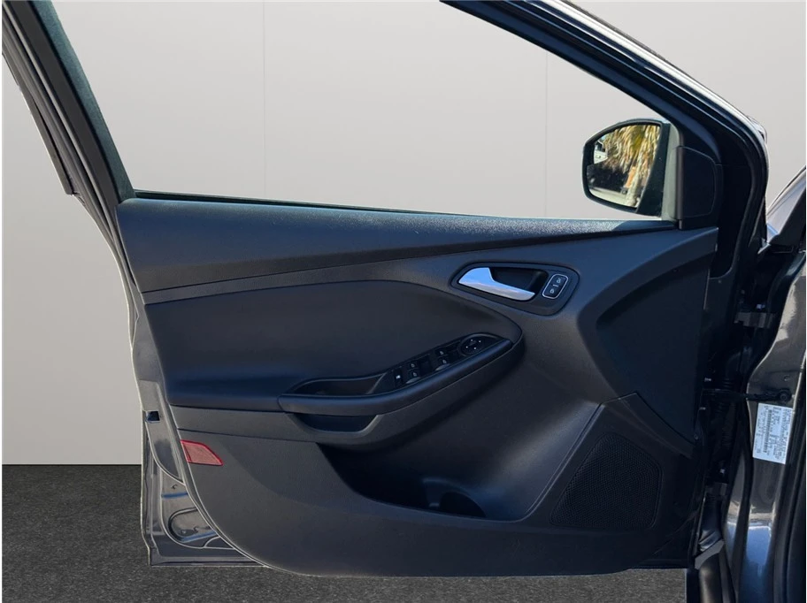 2018 Ford Focus 3rd Gen - Image 15 of 21