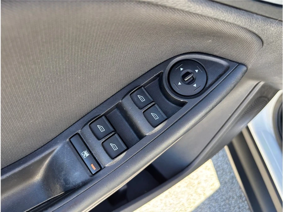 2018 Ford Focus 3rd Gen - Image 16 of 21