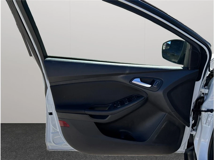 2018 Ford Focus 3rd Gen - Image 15 of 21