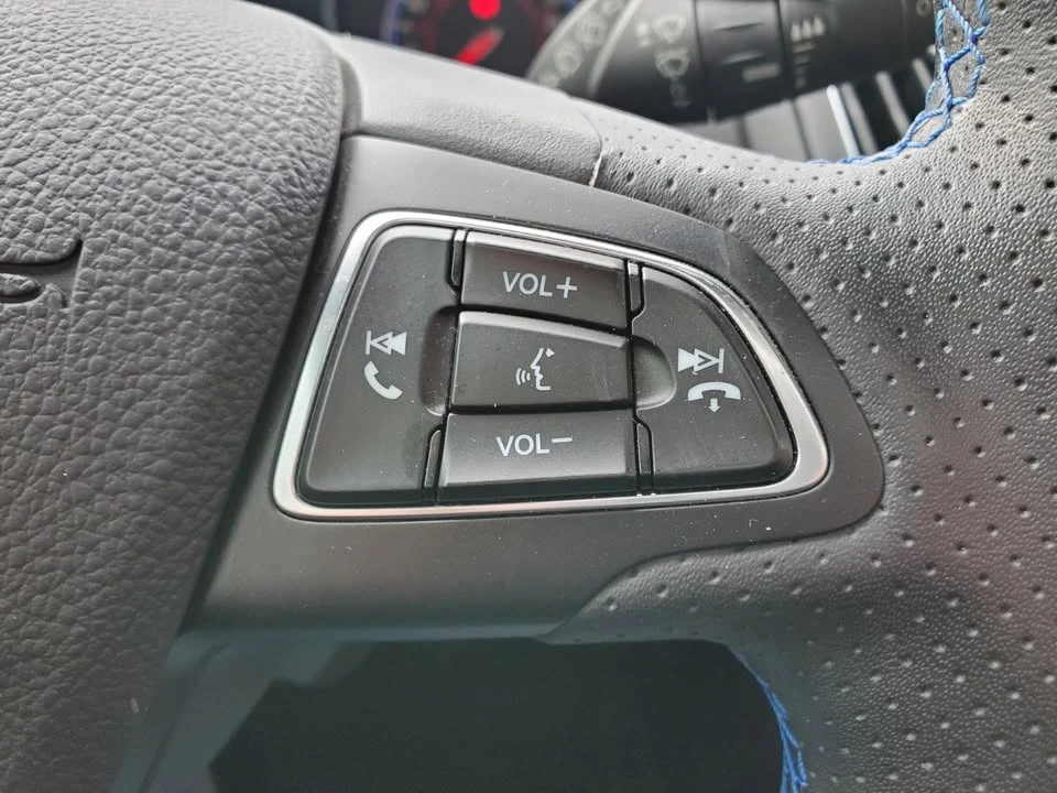 2018 Ford Focus RS 3rd Gen - Image 12 of 17