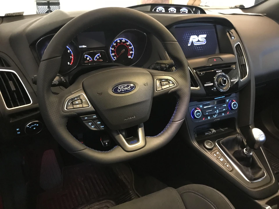 2018 Ford Focus RS 3rd Gen - Image 17 of 31