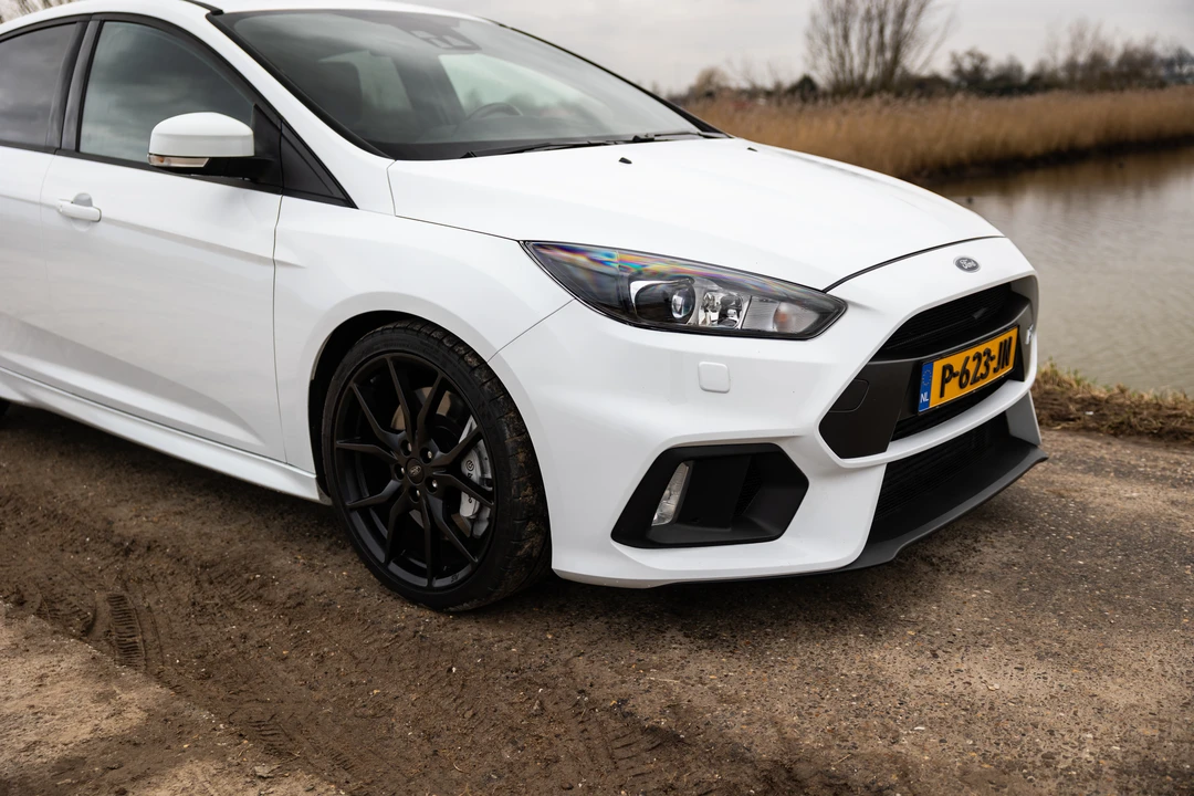2018 Ford Focus RS 3rd Gen - Image 11 of 31