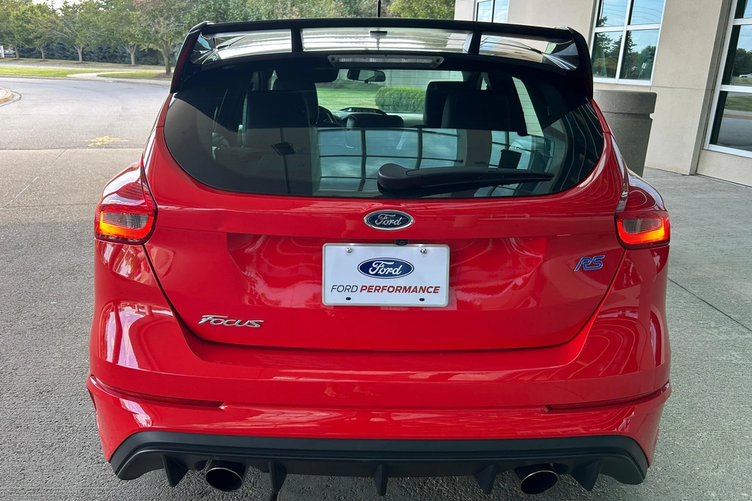 2018 Ford Focus RS 3rd Gen - Image 5 of 31