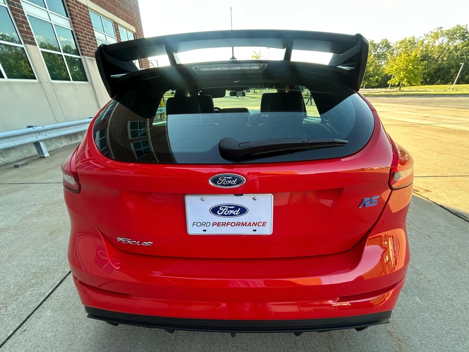 2018 Ford Focus RS 3rd Gen - Image 16 of 31