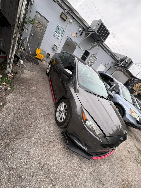 2018 Ford Focus 3rd Gen - Image 2 of 12