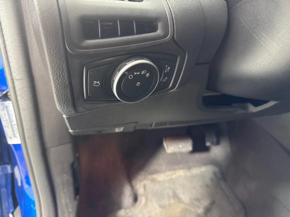 2018 Ford Focus 3rd Gen - Image 15 of 21