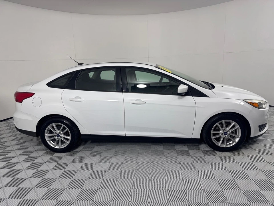 2018 Ford Focus 3rd Gen - Image 4 of 12