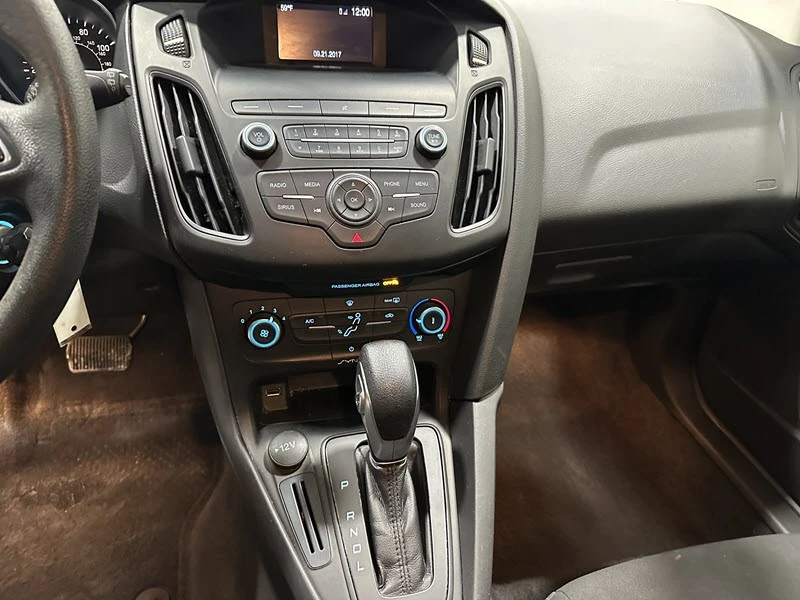 2018 Ford Focus 3rd Gen - Image 9 of 12
