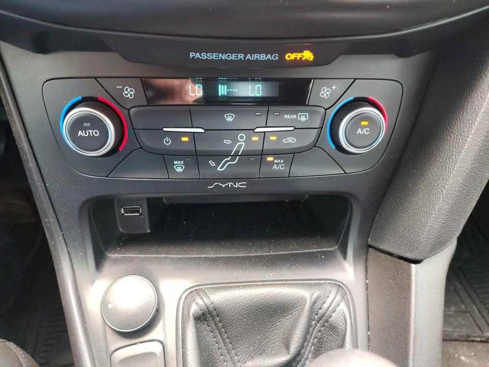 2018 Ford Focus 3rd Gen - Image 11 of 20
