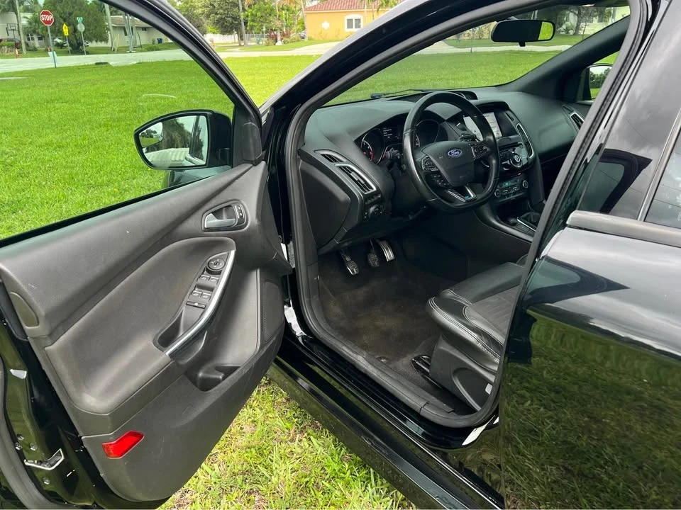2018 Ford Focus 3rd Gen - Image 9 of 19