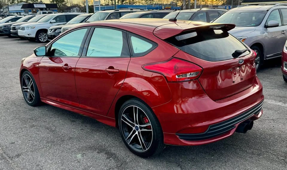 2018 Ford Focus ST 3rd Gen - Image 6 of 20