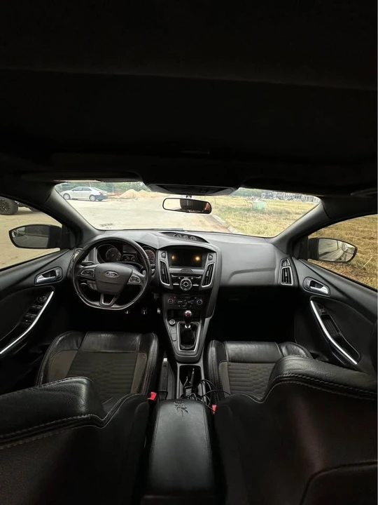 2018 Ford Focus ST 3rd Gen - Image 3 of 8