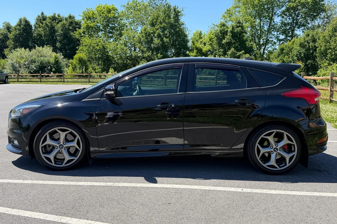 2018 Ford Focus ST 3rd Gen - Image 3 of 31