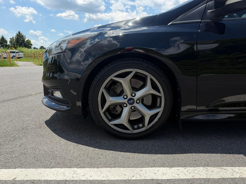 2018 Ford Focus ST 3rd Gen - Image 16 of 31