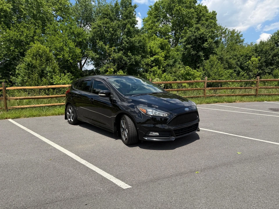 2018 Ford Focus ST 3rd Gen - Image 13 of 31