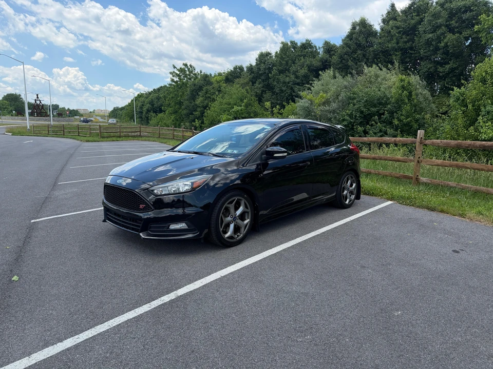 2018 Ford Focus ST 3rd Gen - Image 9 of 31