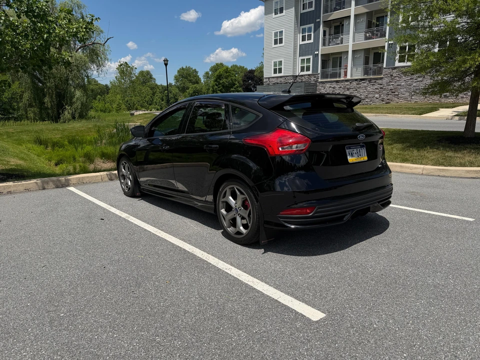 2018 Ford Focus ST 3rd Gen - Image 11 of 31